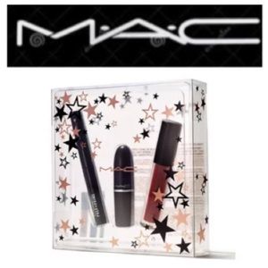 M•A• C Makeup Kit
